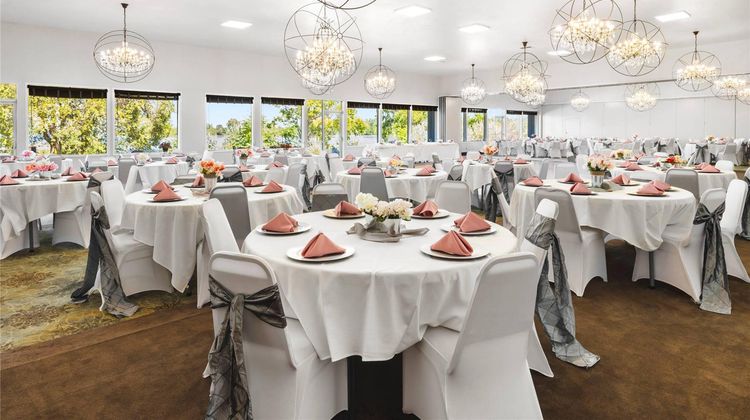 Richland Riverfront Hotel, Ascend Coll Meeting