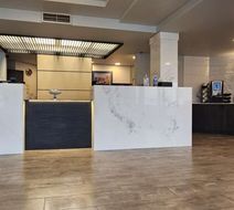 Edgewater Inn Lobby