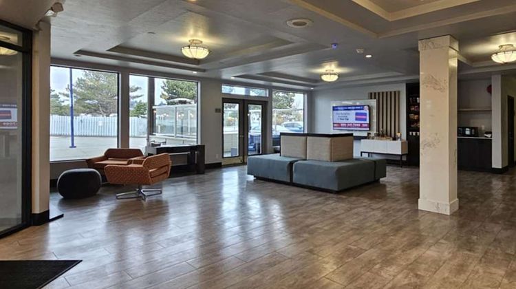 Edgewater Inn Lobby