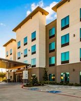 Comfort Inn & Suites Houston I-45 N