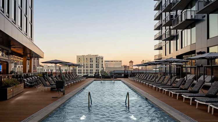 Hotel Fraye Nashville, Curio Collection Pool