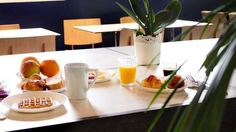 <b>Ibis Budget Lunel Porte de Camargue Restaurant</b>. Images powered by <a href="https://iceportal.shijigroup.com/" title="IcePortal" target="_blank">IcePortal</a>.