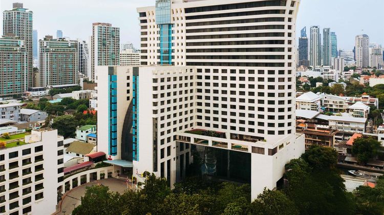Grand Mercure Bangkok Atrium Exterior