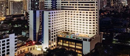 Grand Mercure Bangkok Atrium Exterior
