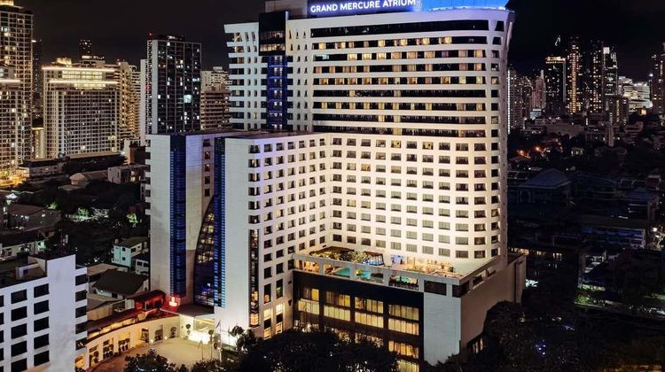 Grand Mercure Bangkok Atrium Exterior