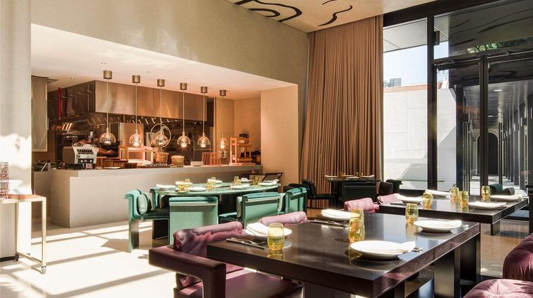 Mondrian Singapore Duxton Restaurant