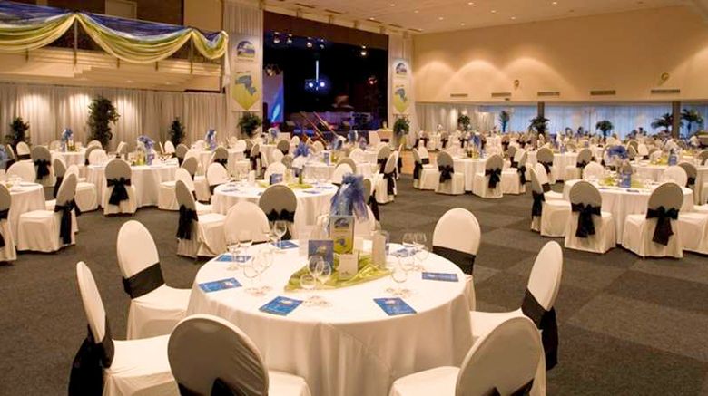 <b>Ringhotel Residenz am Schlosspark Ballroom</b>. Images powered by <a href="https://iceportal.shijigroup.com/" title="IcePortal" target="_blank">IcePortal</a>.