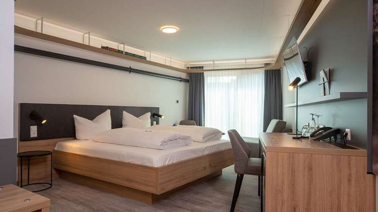 <b>Ringhotel Mohren Room</b>. Images powered by <a href="https://iceportal.shijigroup.com/" title="IcePortal" target="_blank">IcePortal</a>.