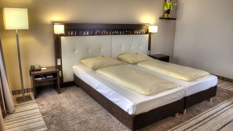 <b>RingHotel Reubel Room</b>. Images powered by <a href="https://iceportal.shijigroup.com/" title="IcePortal" target="_blank">IcePortal</a>.