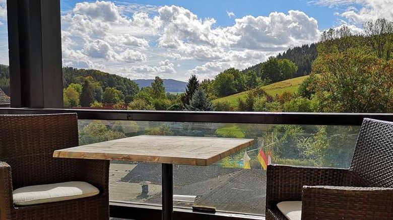 <b>Ringhotel Siegfriedbrunnen Room</b>. Images powered by <a href="https://iceportal.shijigroup.com/" title="IcePortal" target="_blank">IcePortal</a>.
