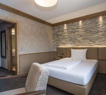 Hotel Restaurant Becher Donzdorf Room