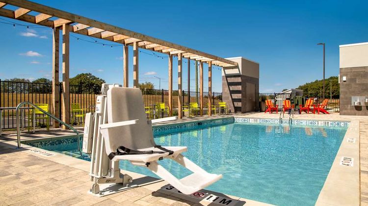 Home2 Suites by Hilton Calhoun Pool