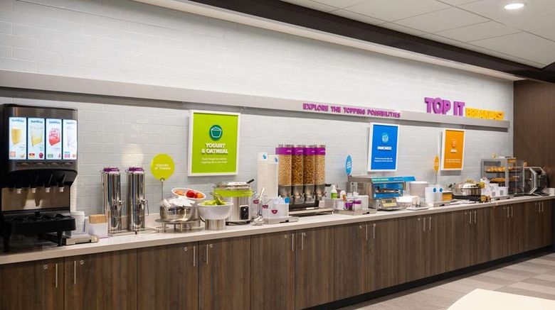 <b>Tru by Hilton Wisconsin Dells Restaurant</b>. Images powered by <a href="https://iceportal.shijigroup.com/" title="IcePortal" target="_blank">IcePortal</a>.
