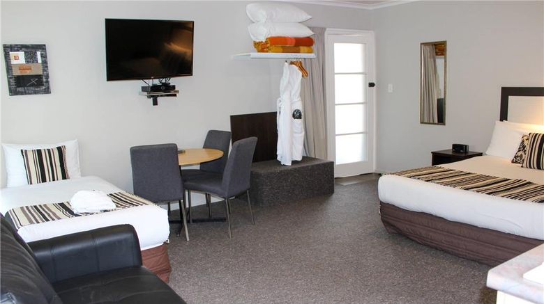 <b>Quality Inn Acapulco Taupo Suite</b>. Images powered by <a href="https://iceportal.shijigroup.com/" title="IcePortal" target="_blank">IcePortal</a>.