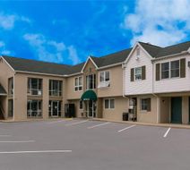 Rodeway Inn & Suites Exterior