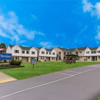 Rodeway Inn & Suites