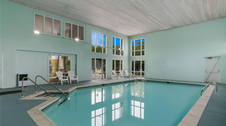Rodeway Inn & Suites Pool