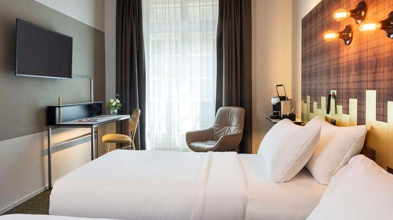 <b>NH Hotel Bristol Room</b>. Images powered by <a href="https://iceportal.shijigroup.com/" title="IcePortal" target="_blank">IcePortal</a>.