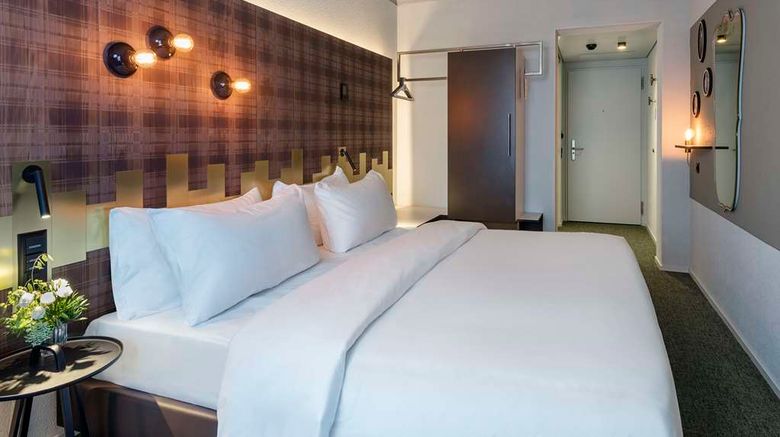 <b>NH Hotel Bristol Room</b>. Images powered by <a href="https://iceportal.shijigroup.com/" title="IcePortal" target="_blank">IcePortal</a>.