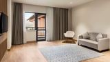 Ramada Encore by Wyndham Zomin Suite