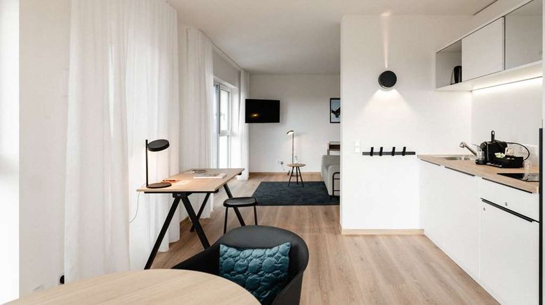 <b>the place Herzogenaurach Room</b>. Images powered by <a href="https://iceportal.shijigroup.com/" title="IcePortal" target="_blank">IcePortal</a>.