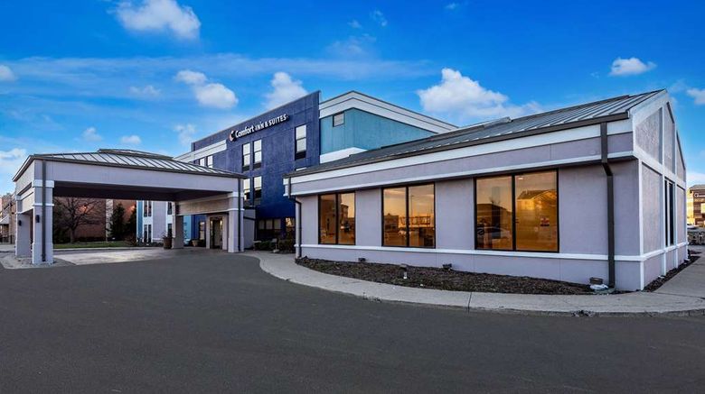 Comfort Inn  and  Suites Exterior. Images powered by <a href="https://iceportal.shijigroup.com" target="_blank" rel="noopener">Ice Portal</a>.
