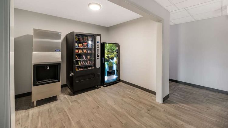 Quality Inn & Suites Other