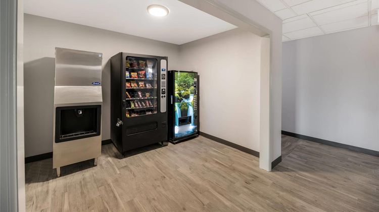 Quality Inn & Suites Other