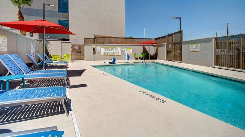 <b>Home2 Suites by Hilton Las Vegas North Pool</b>. Images powered by <a href="https://iceportal.shijigroup.com/" title="IcePortal" target="_blank">IcePortal</a>.
