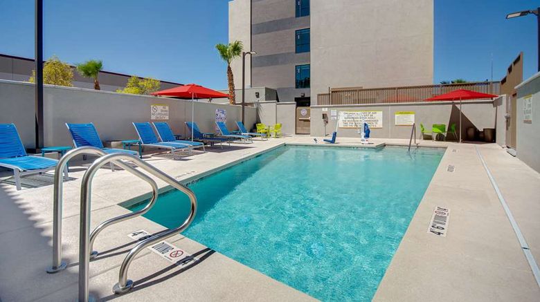 <b>Home2 Suites by Hilton Las Vegas North Pool</b>. Images powered by <a href="https://iceportal.shijigroup.com/" title="IcePortal" target="_blank">IcePortal</a>.