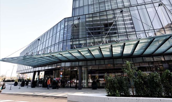 Grand Plaza Hotel & Congress Center Exterior