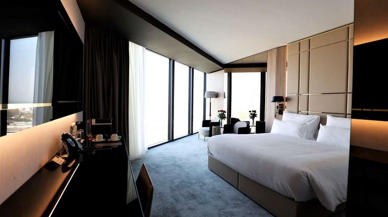 <b>Grand Plaza Hotel & Congress Center Room</b>. Images powered by <a href="https://iceportal.shijigroup.com/" title="IcePortal" target="_blank">IcePortal</a>.