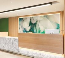Wyndham Garden Zomin Lobby