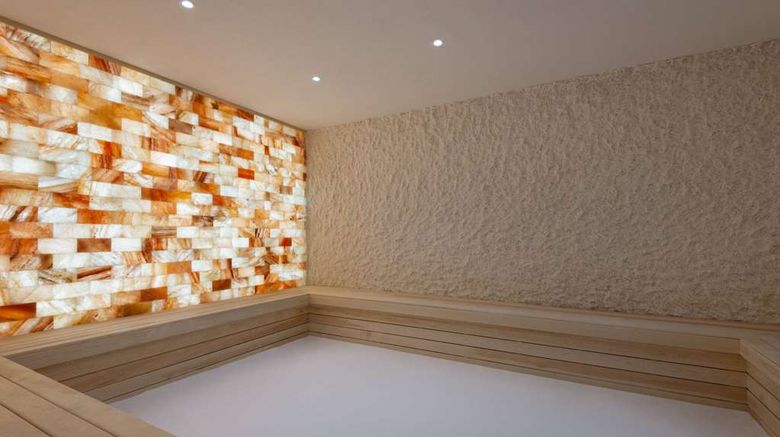 <b>Wyndham Garden Zomin Spa</b>. Images powered by <a href="https://iceportal.shijigroup.com/" title="IcePortal" target="_blank">IcePortal</a>.