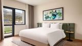 Wyndham Garden Zomin Suite