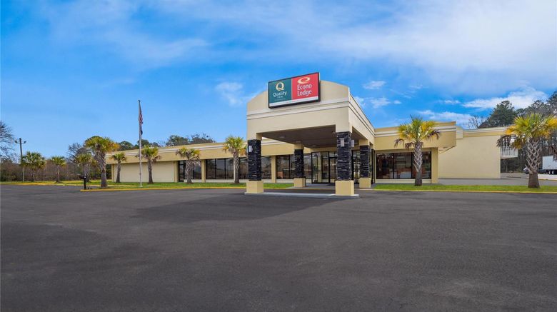 <b>Quality Inn Yemassee Exterior</b>. Images powered by <a href="https://iceportal.shijigroup.com/" title="IcePortal" target="_blank">IcePortal</a>.