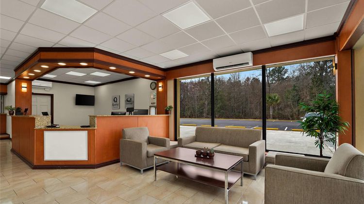 Quality Inn Yemassee Lobby