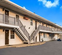 Rodeway Inn La Crosse Exterior