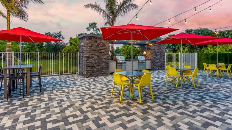 <b>Home2 Suites by Hilton Vero Beach I-95 Exterior</b>. Images powered by <a href="https://iceportal.shijigroup.com/" title="IcePortal" target="_blank">IcePortal</a>.
