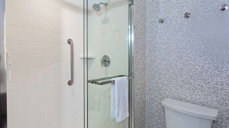 <b>Home2 Suites by Hilton Vero Beach I-95 Room</b>. Images powered by <a href="https://iceportal.shijigroup.com/" title="IcePortal" target="_blank">IcePortal</a>.