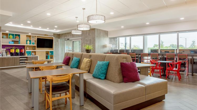Home2 Suites by Hilton Vero Beach I-95 Lobby