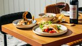 Mercure Singapore Tyrwhitt Restaurant