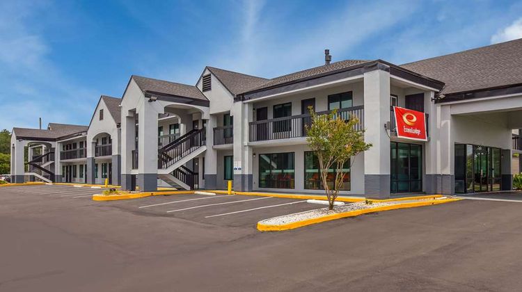 Econo Lodge Mobile Exterior
