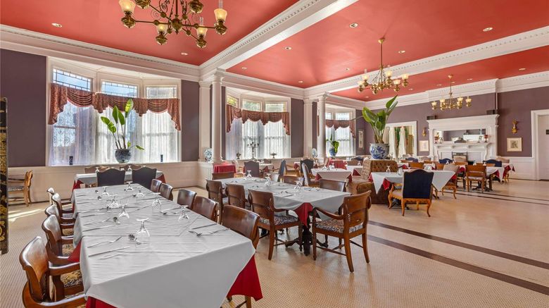 <b>Windsor Hotel, Ascend Hotel Collection Restaurant</b>. Images powered by <a href="https://iceportal.shijigroup.com/" title="IcePortal" target="_blank">IcePortal</a>.