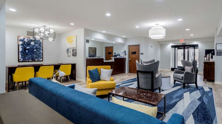 Comfort Inn and Suites Lexington South Lobby