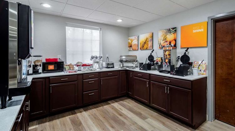 Comfort Inn and Suites Lexington South Restaurant