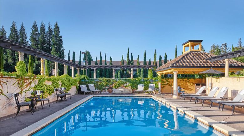 <b>The Lodge at Healdsburg, Tapestry Coll Pool</b>. Images powered by <a href="https://iceportal.shijigroup.com/" title="IcePortal" target="_blank">IcePortal</a>.