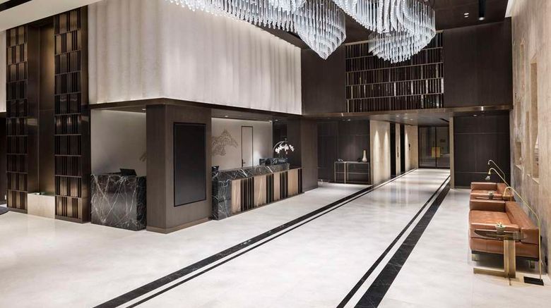<b>DoubleTree by Hilton Sanliurfa Lobby</b>. Images powered by <a href="https://iceportal.shijigroup.com/" title="IcePortal" target="_blank">IcePortal</a>.