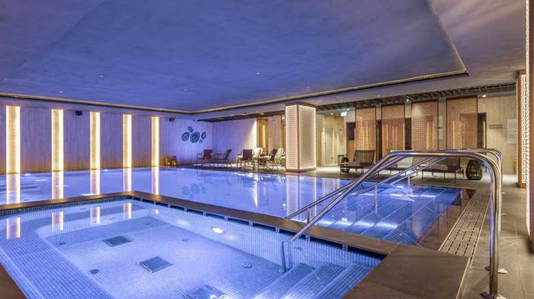 <b>DoubleTree by Hilton Sanliurfa Pool</b>. Images powered by <a href="https://iceportal.shijigroup.com/" title="IcePortal" target="_blank">IcePortal</a>.