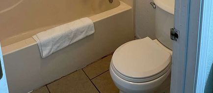 Days Inn by Wyndham Branson Theatre Dist Room